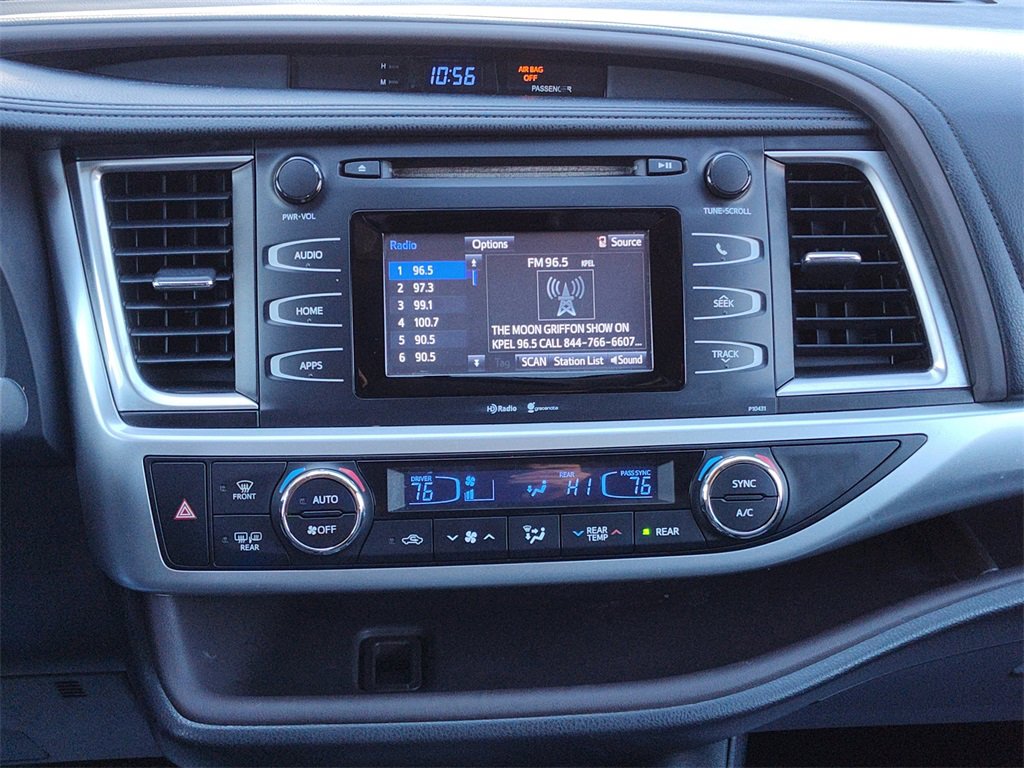 Used 2014 Toyota Highlander LE image 29