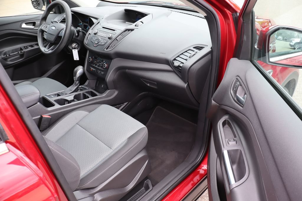 Used 2018 Ford Escape SE AWD/4WD image 40
