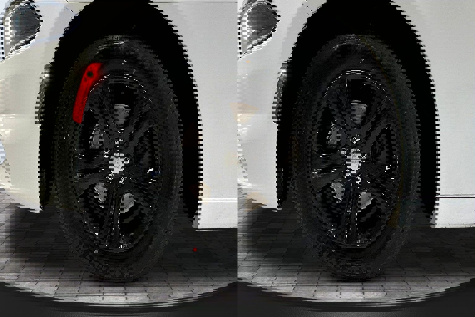 Used 2018 Dodge Charger SXT RWD image 33