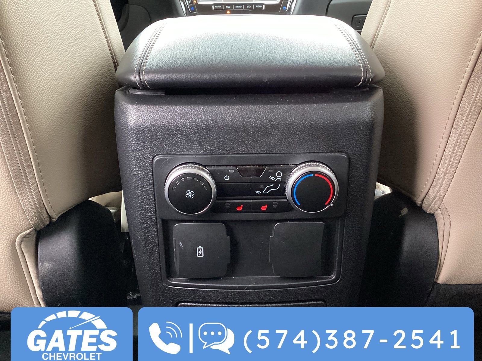 Used 2023 Ford Explorer Limited image 21