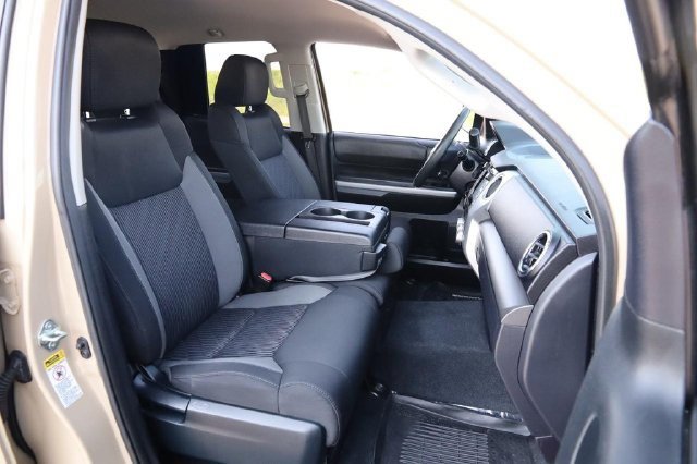Used 2017 Toyota Tundra SR5 AWD/4WD image 24