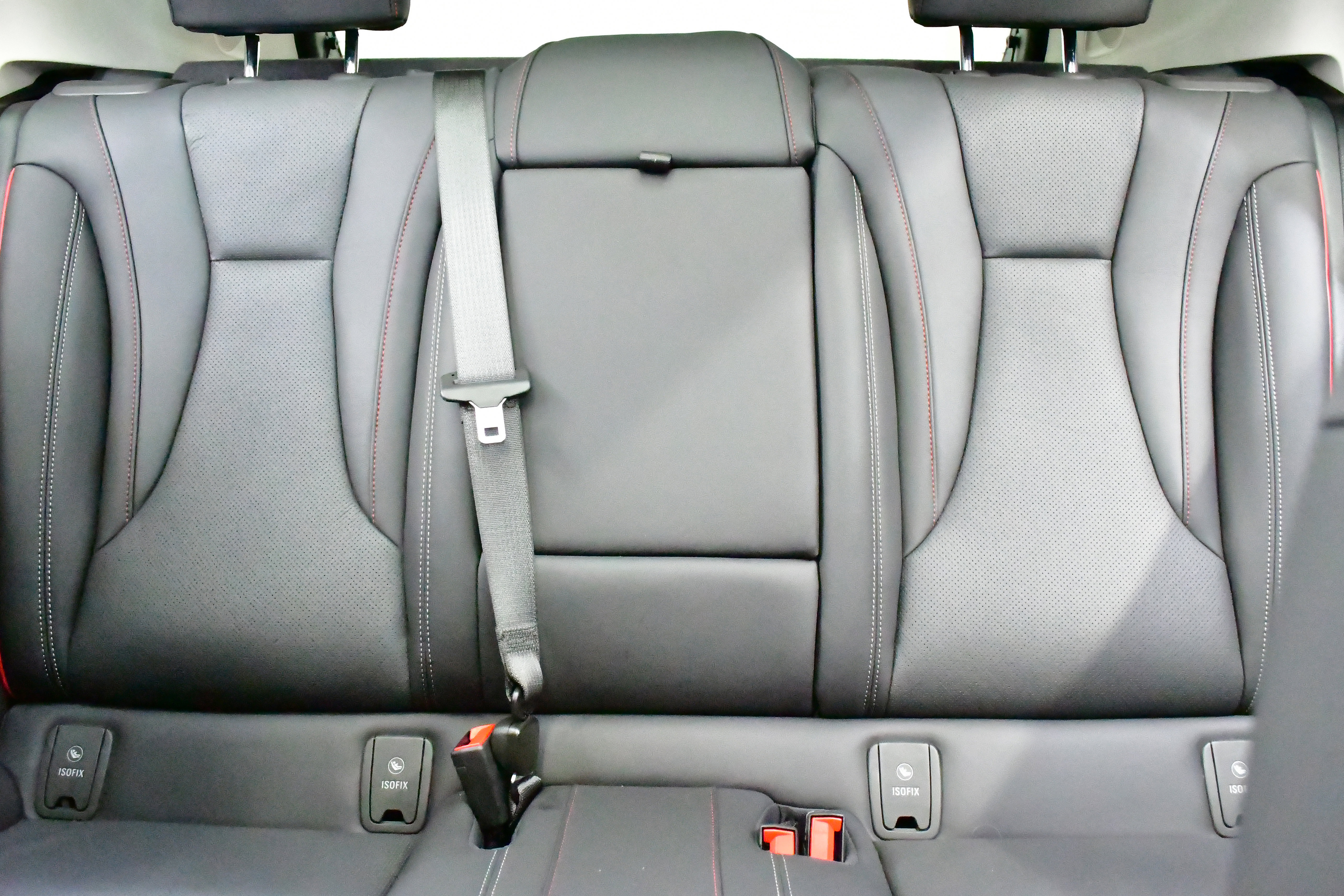 Used 2023 Buick Envision Essence w/ Sport Touring Package image 26