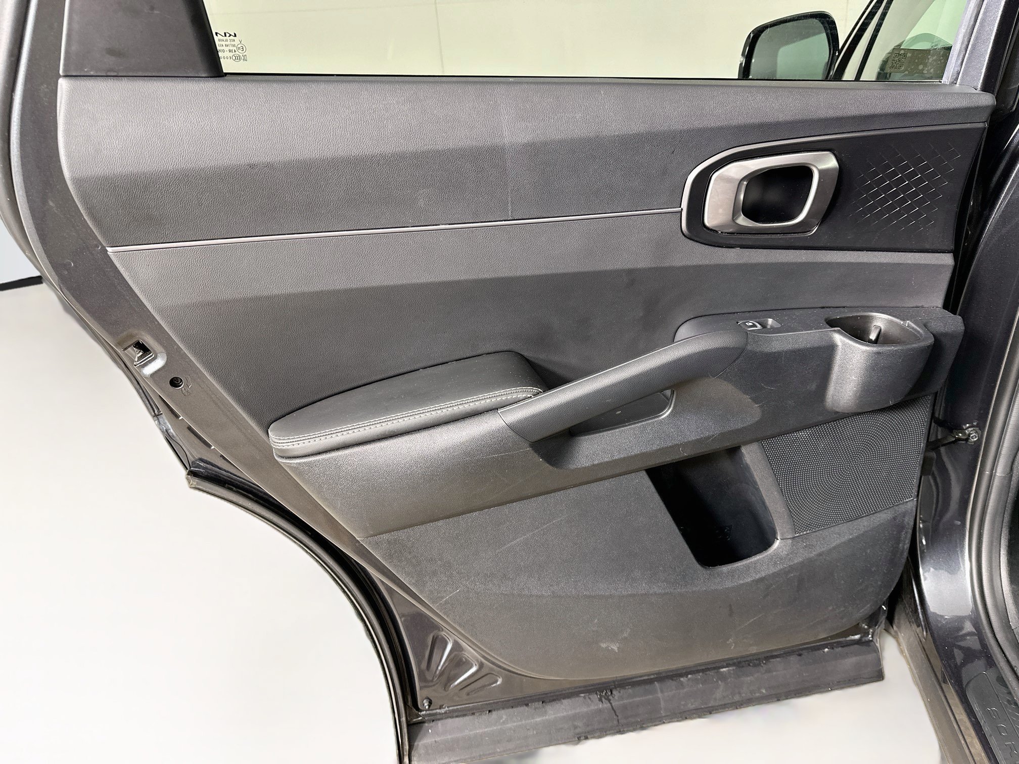 Used 2024 Kia Sorento S FWD image 27