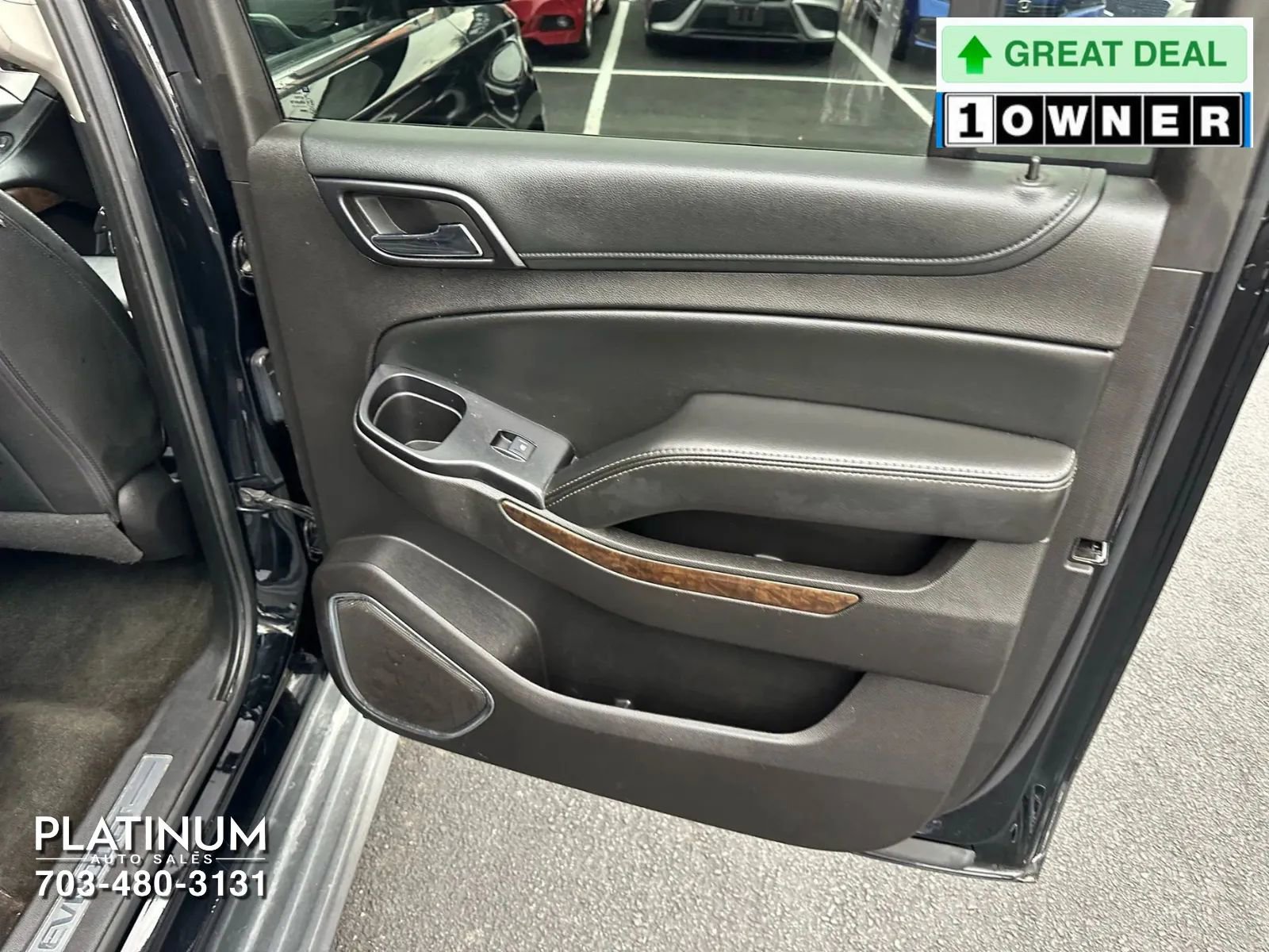 Used 2016 Chevrolet Suburban LT image 17