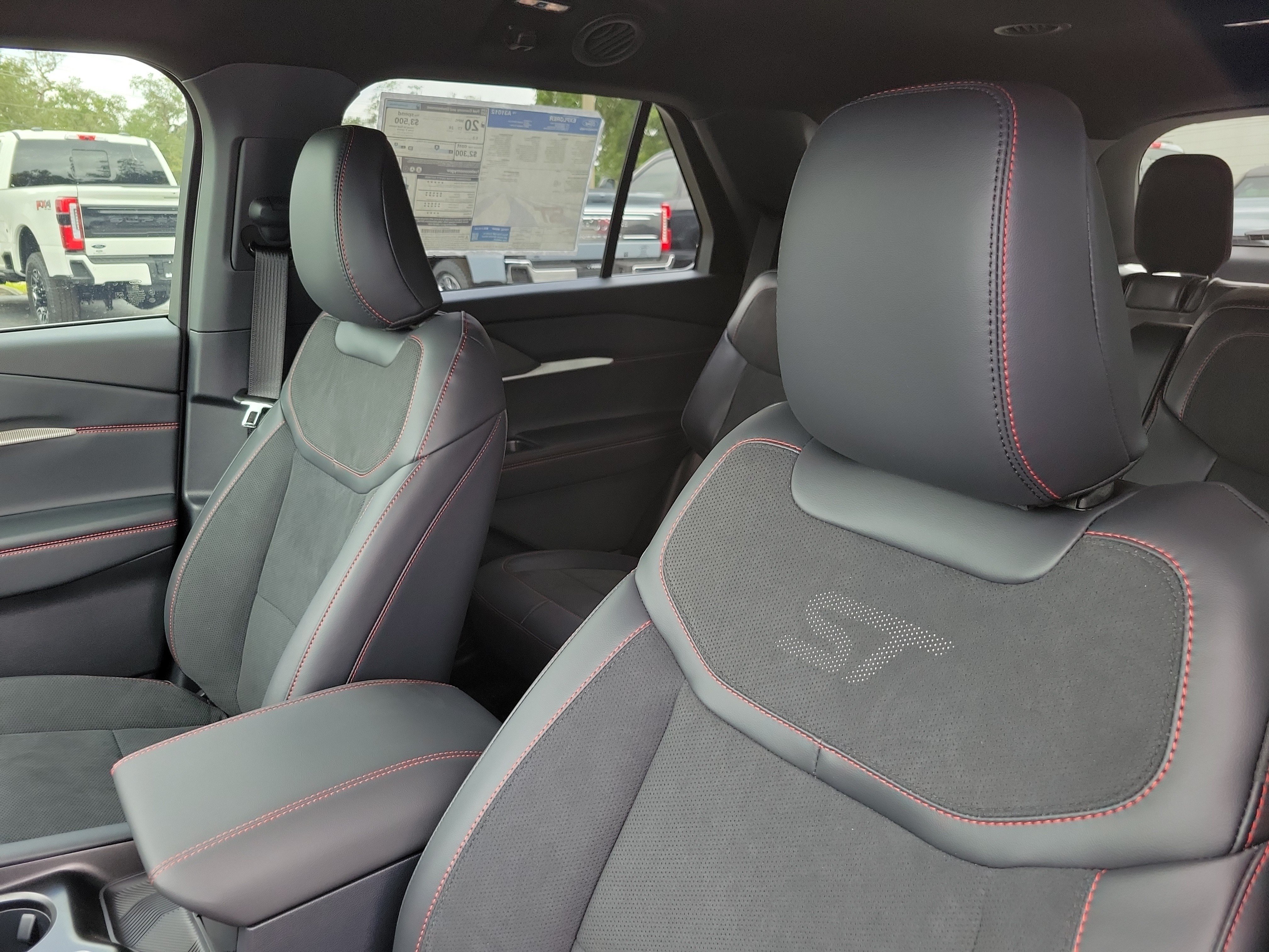 New 2027 Ford Explorer ST AWD/4WD image 9