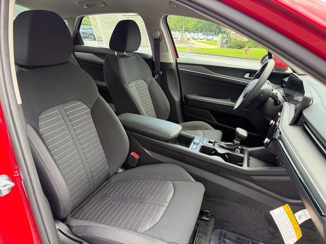 Certified 2025 Kia K5 LXS FWD image 34