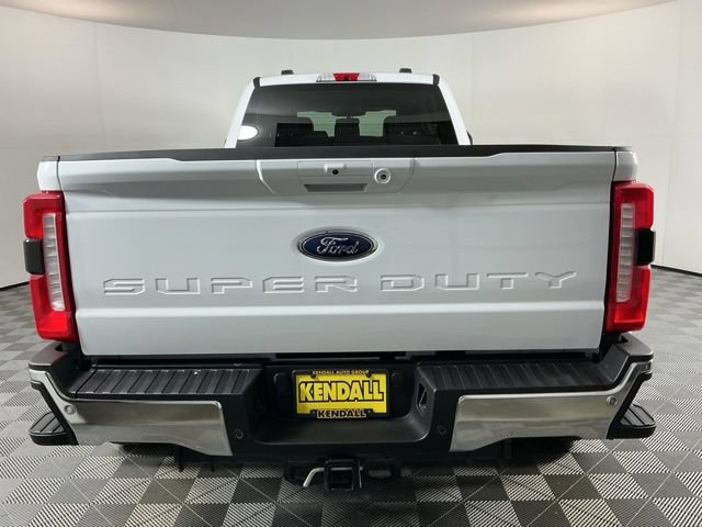 Used 2025 Ford F450 Lariat w/ FX4 Off-Road Package AWD/4WD image 5