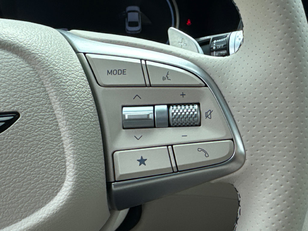 Used 2026 Genesis G70 2.5T Prestige RWD image 25