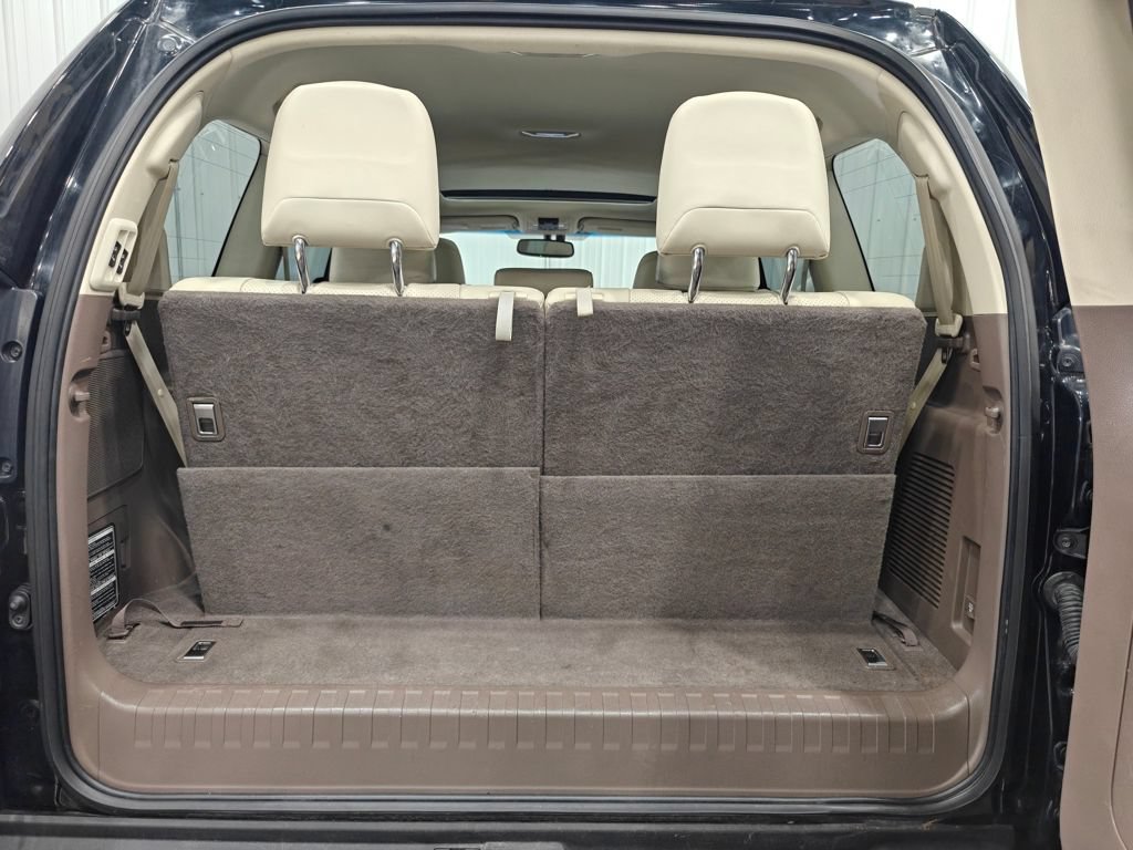 Used 2016 Lexus GX 460 Luxury w/ Preferred Accessory Package AWD/4WD image 34