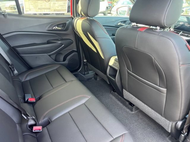 New 2026 Chevrolet Trax RS w/ Sunroof Package FWD image 24