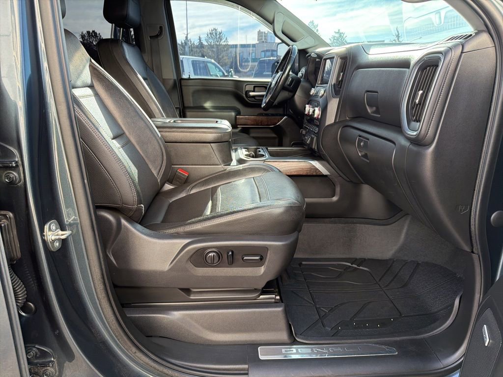 Used 2020 GMC Sierra 2500 Denali w/ Denali Ultimate Package image 46