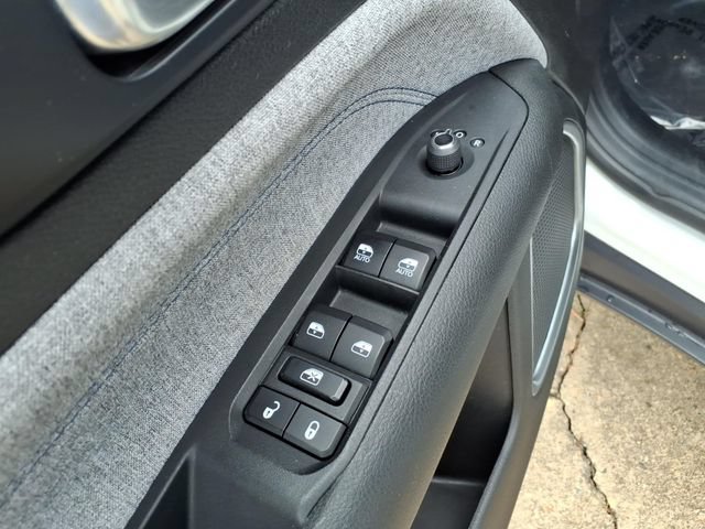 Used 2024 Jeep Compass Latitude AWD/4WD image 20