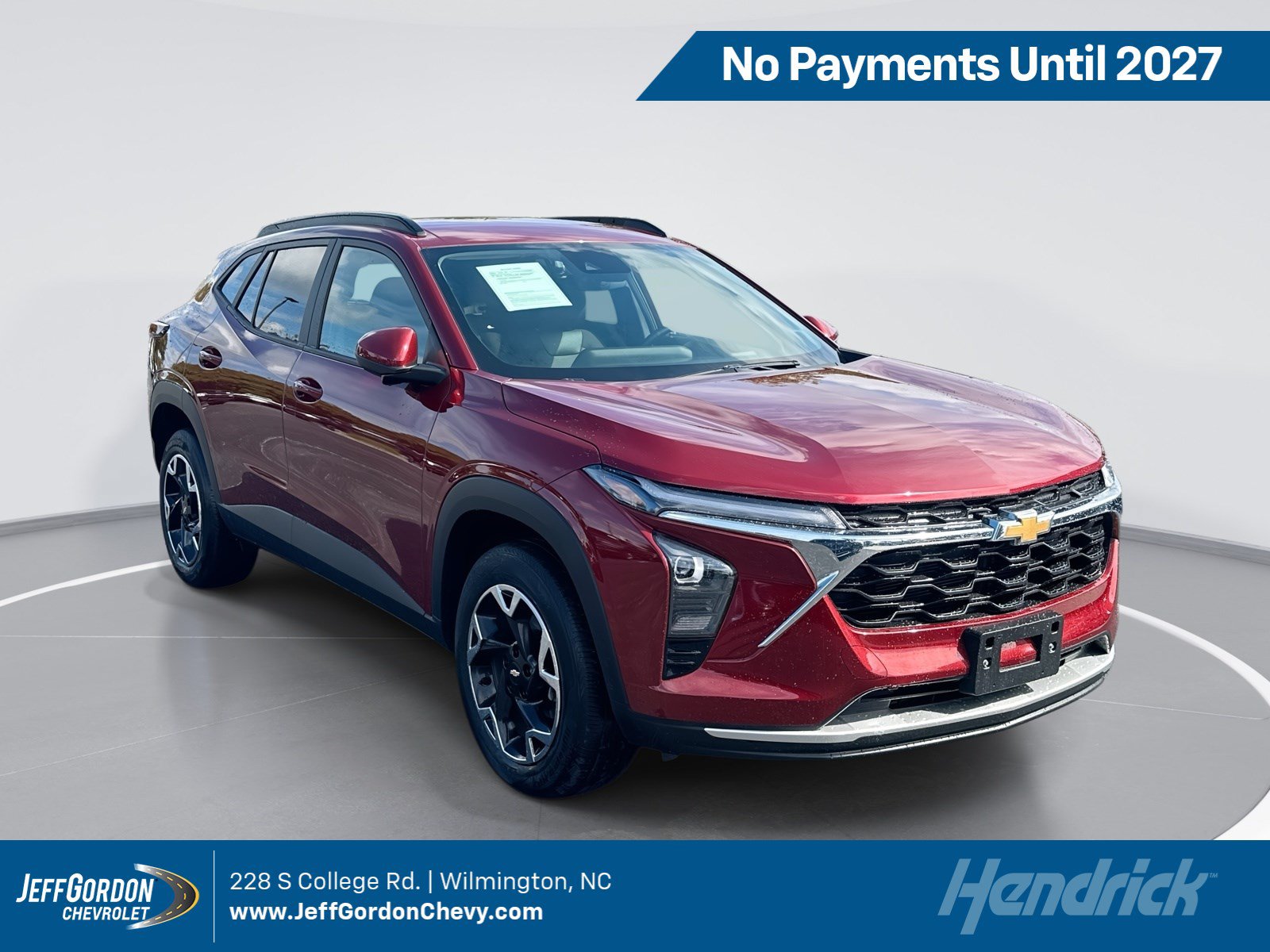 Used 2025 Chevrolet Trax LT w/ LT Convenience Package FWD image 1