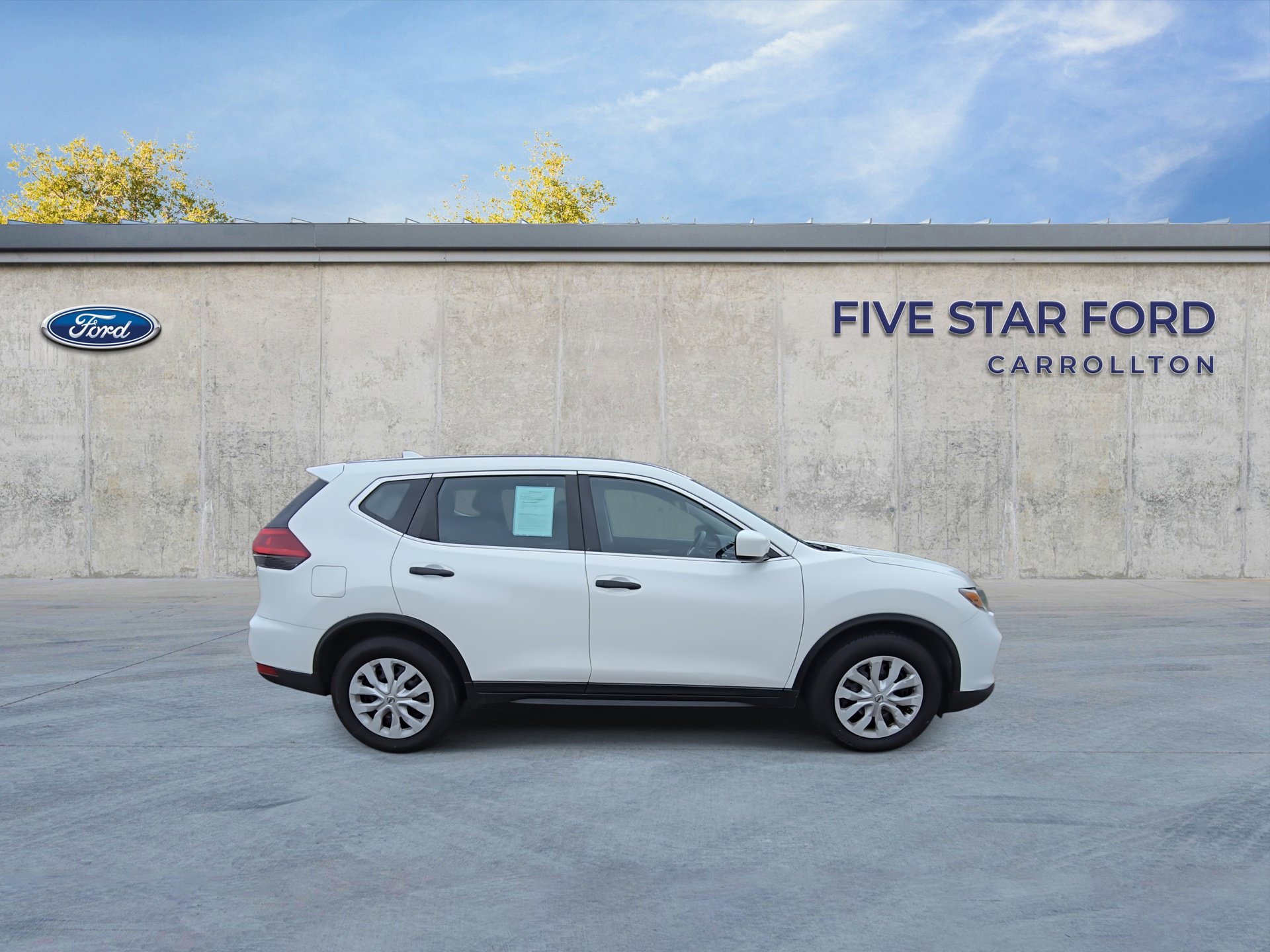 Used 2019 Nissan Rogue S FWD image 9