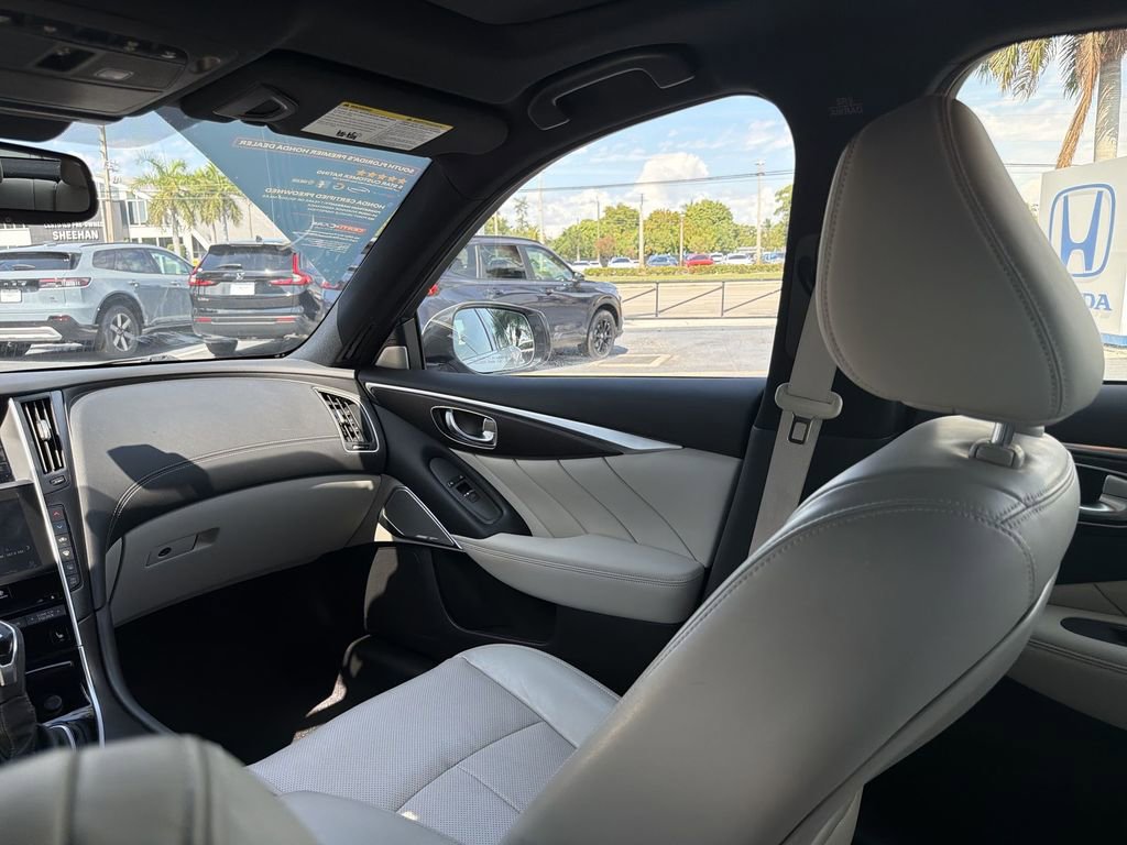 Used 2022 INFINITI Q50 Sensory RWD image 11