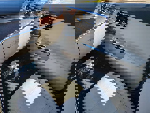 Used 2023 Mercedes-Benz C 300 Sedan image 16