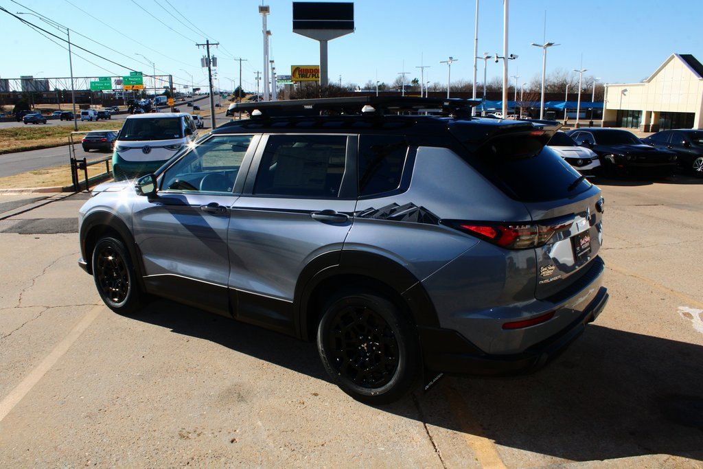 New 2026 Mitsubishi Outlander Trail Edition image 12