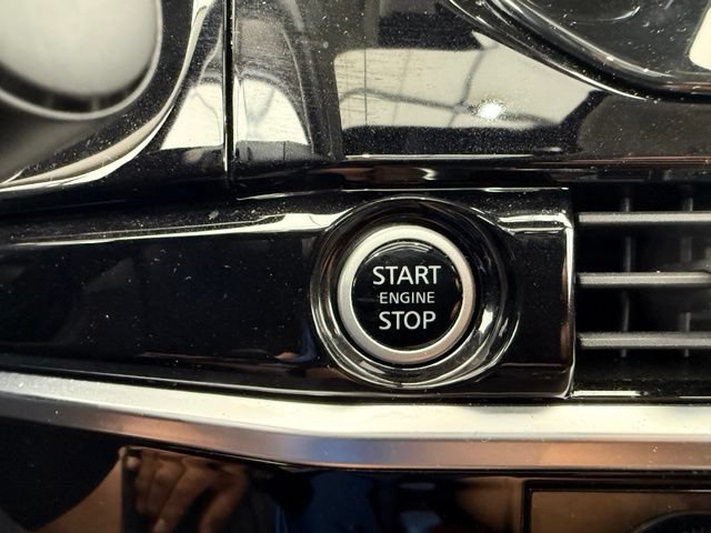 Used 2023 Nissan Pathfinder Platinum AWD/4WD image 46
