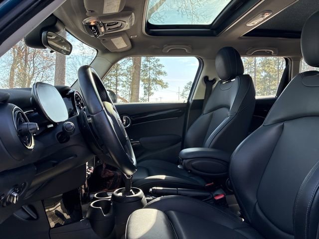 Used 2022 MINI Cooper S image 21