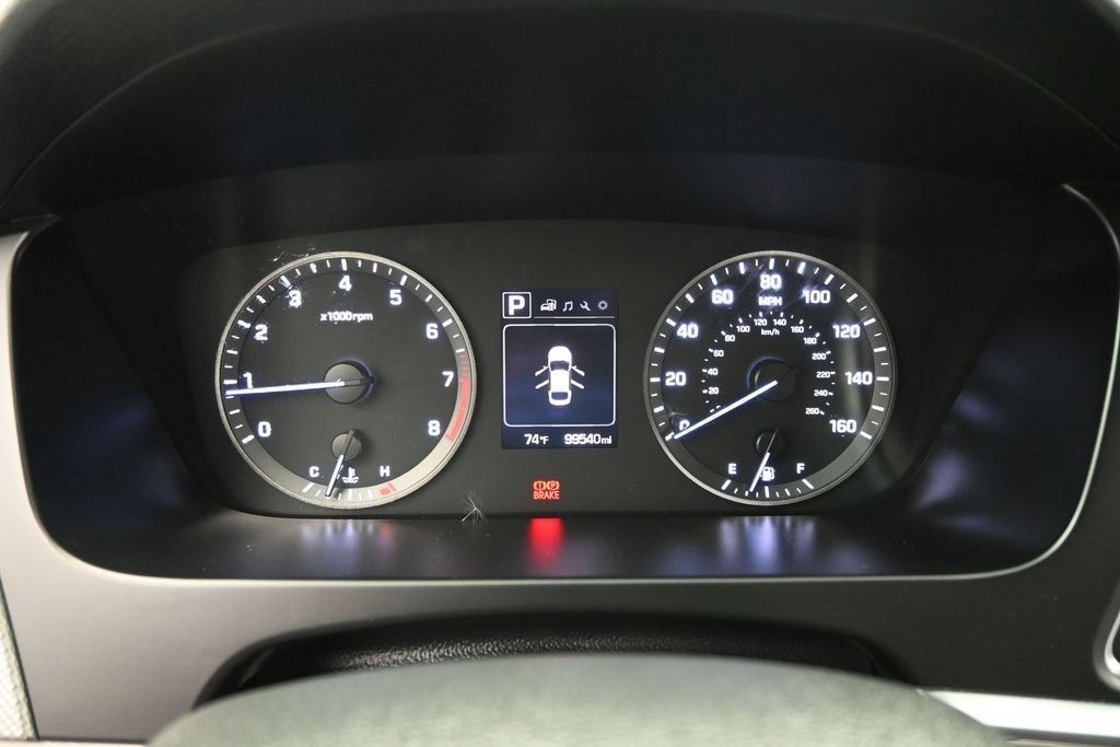 Used 2015 Hyundai Sonata SE w/ Option Group 09 FWD image 12