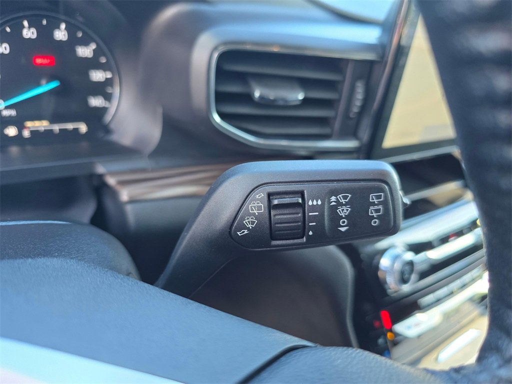 Used 2023 Ford Explorer Limited image 24