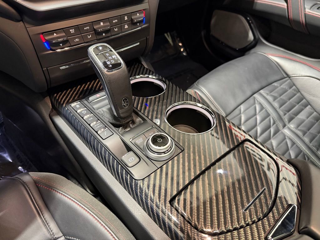 Used 2023 Maserati Ghibli Trofeo image 29