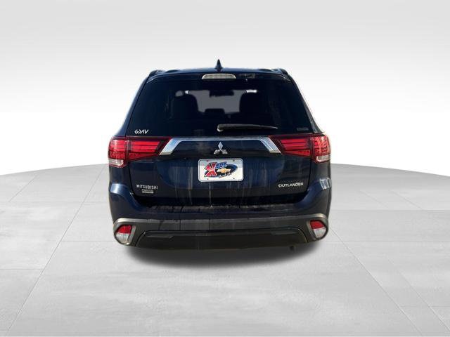 Used 2019 Mitsubishi Outlander ES AWD/4WD image 6