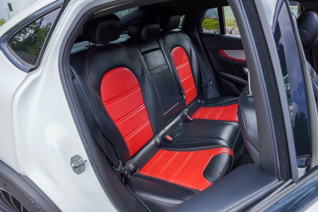 Used 2020 Mercedes-Benz GLC 63 AMG S image 37