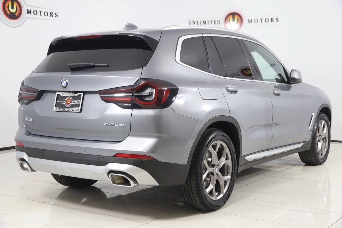 Used 2023 BMW X3 xDrive30i w/ Convenience Package w/ZPA AWD/4WD image 3