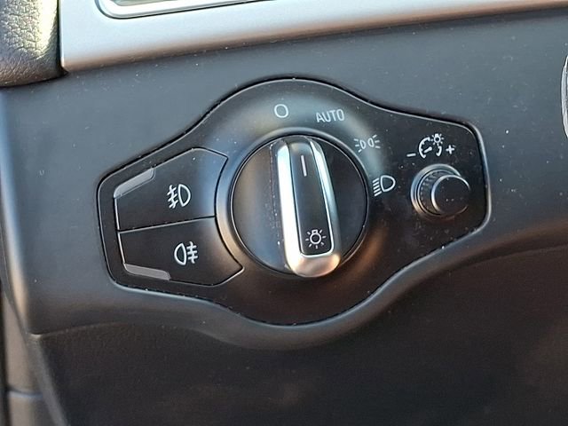 Used 2010 Audi A4 2.0T Premium Plus image 27