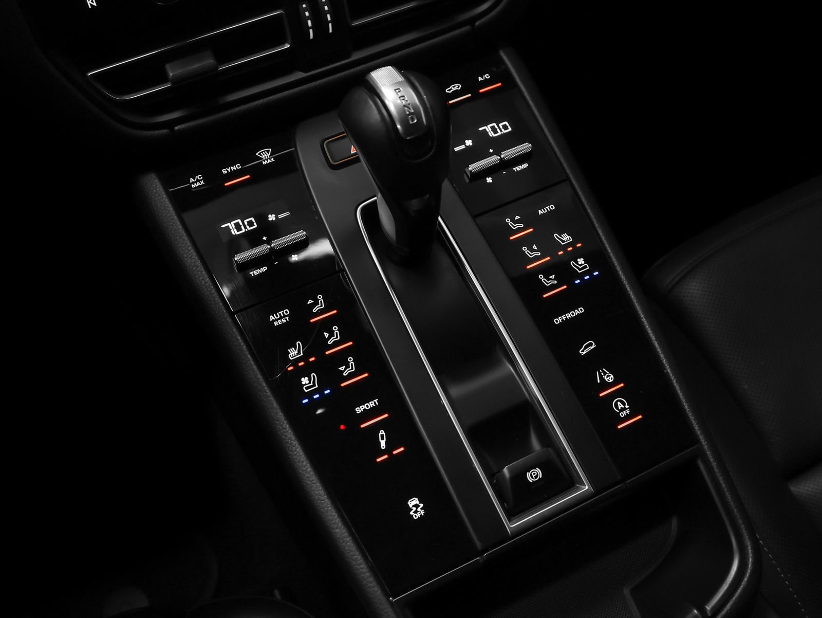 Certified 2023 Porsche Macan S image 36