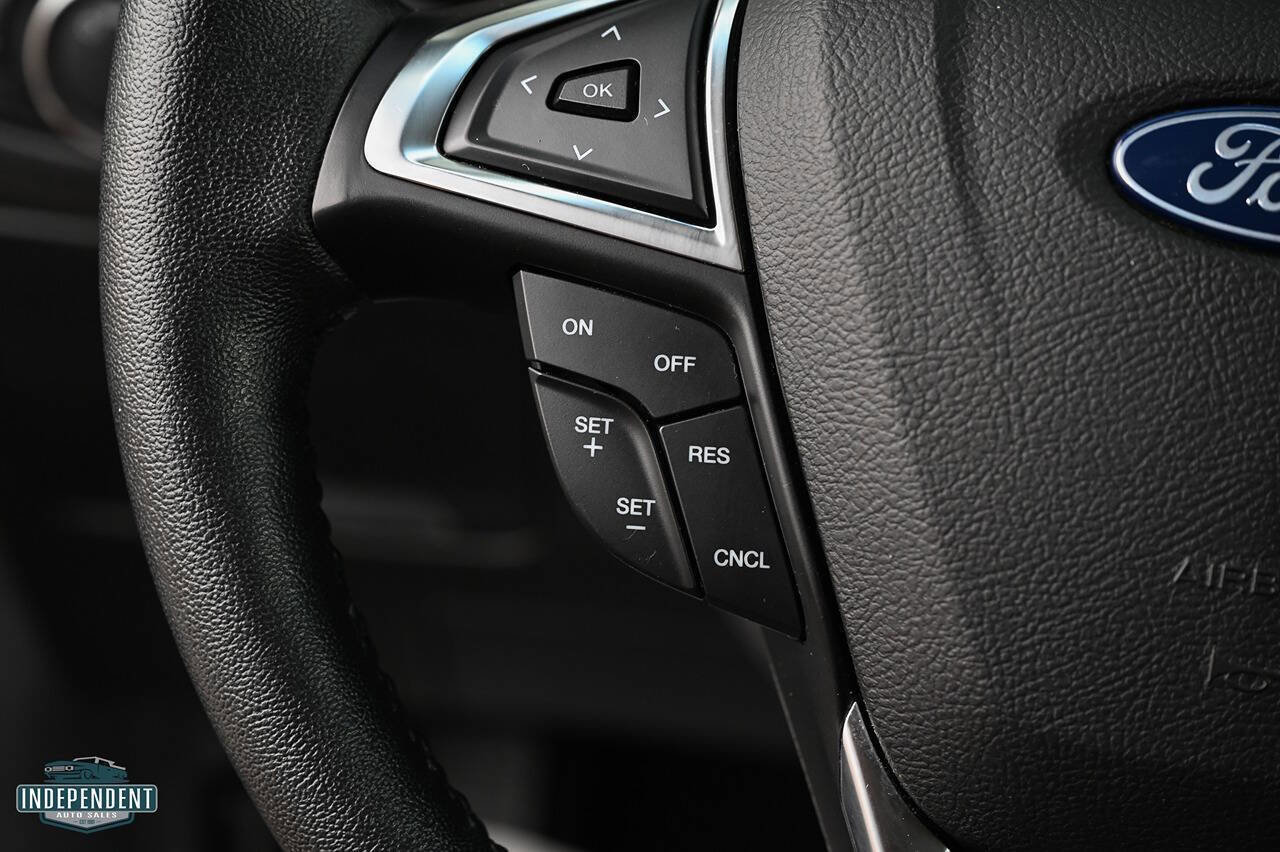 Used 2019 Ford Edge SEL w/ Equipment Group 201A image 24