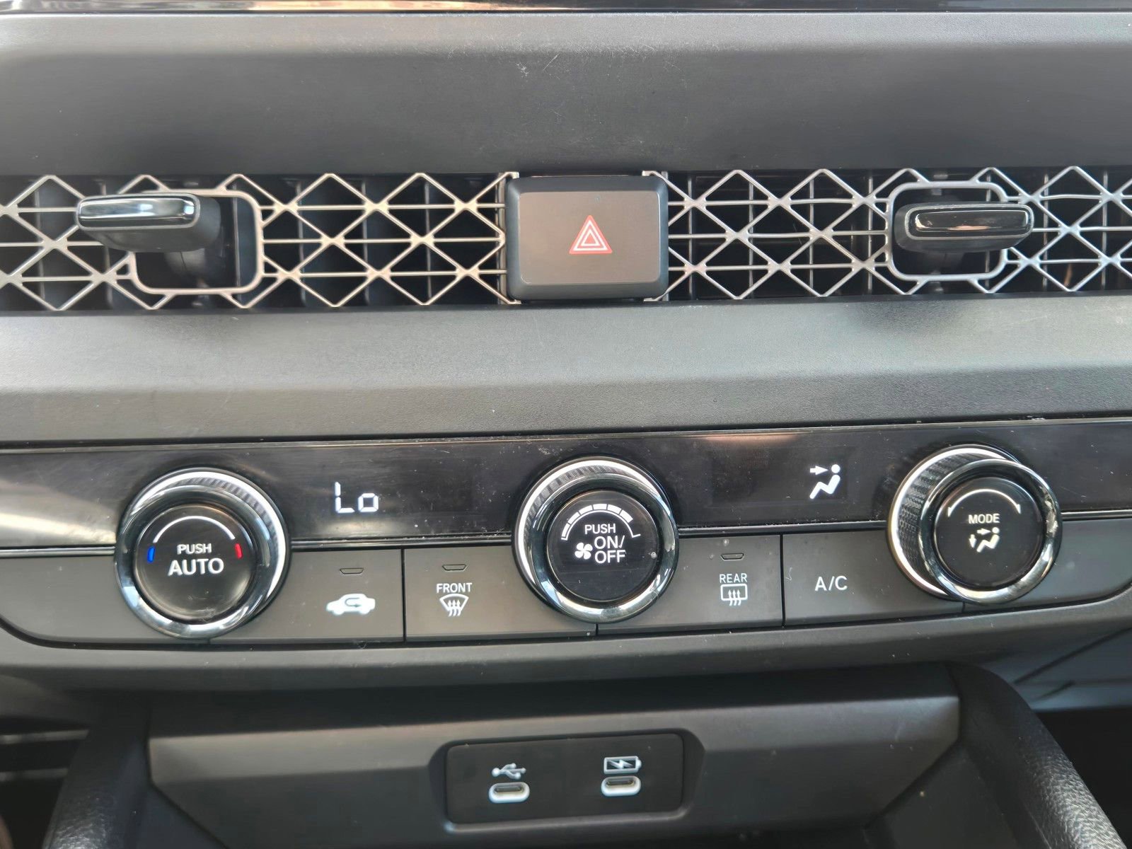 Certified 2024 Honda Accord LX image 25