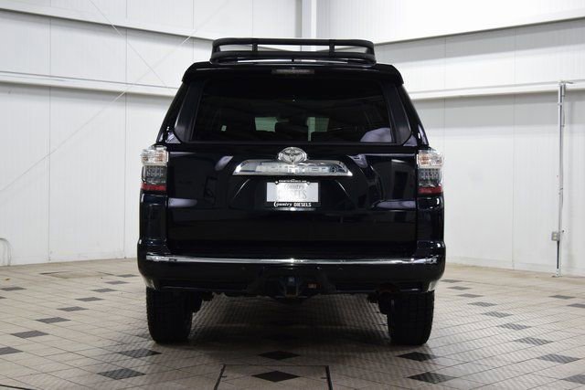 Used 2023 Toyota 4Runner Limited image 6