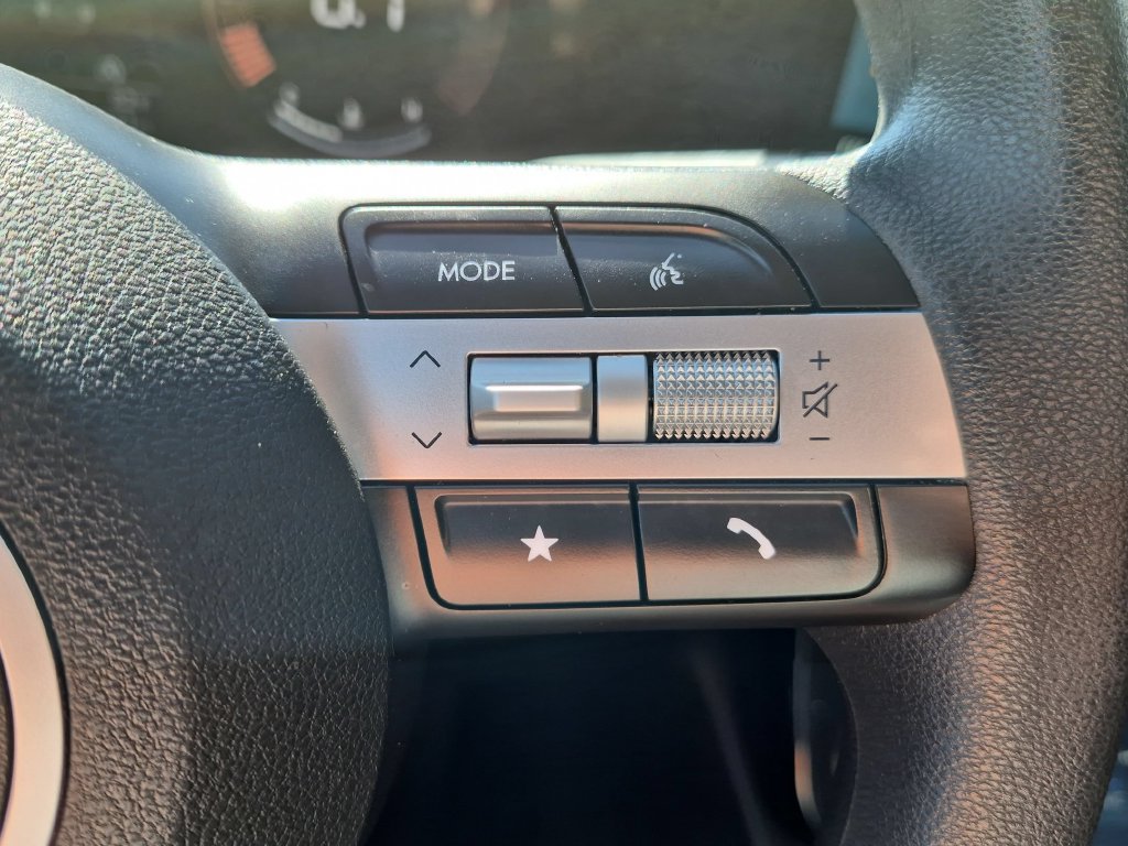 Used 2026 Hyundai Tucson SEL FWD image 18