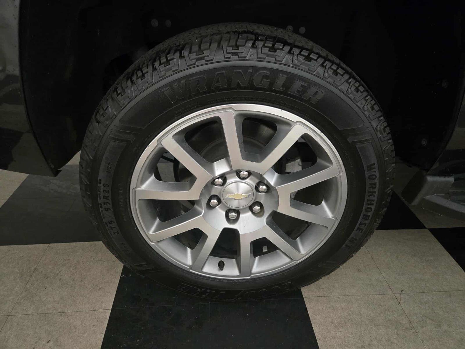 Used 2018 Chevrolet Tahoe LT image 46