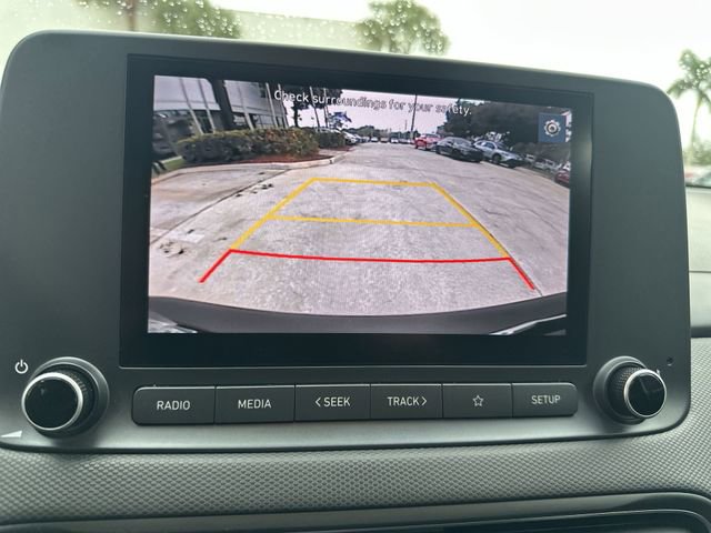 Used 2022 Hyundai Kona SEL image 25