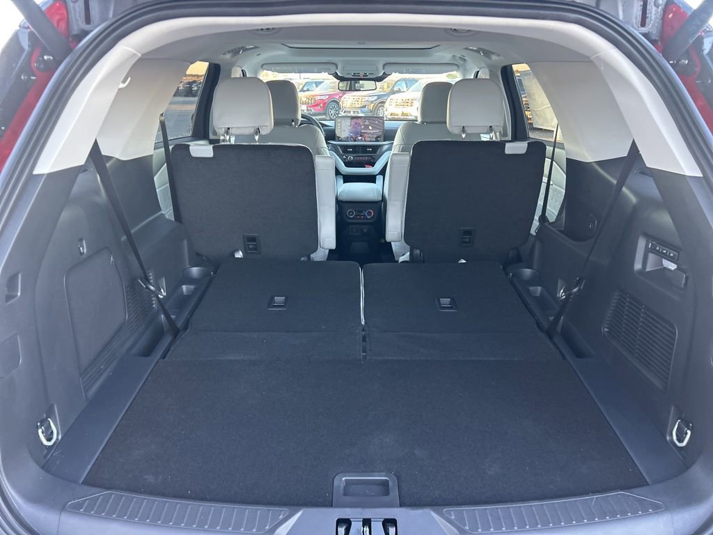 New 2026 Ford Explorer Platinum w/ LUX Leather Package image 18