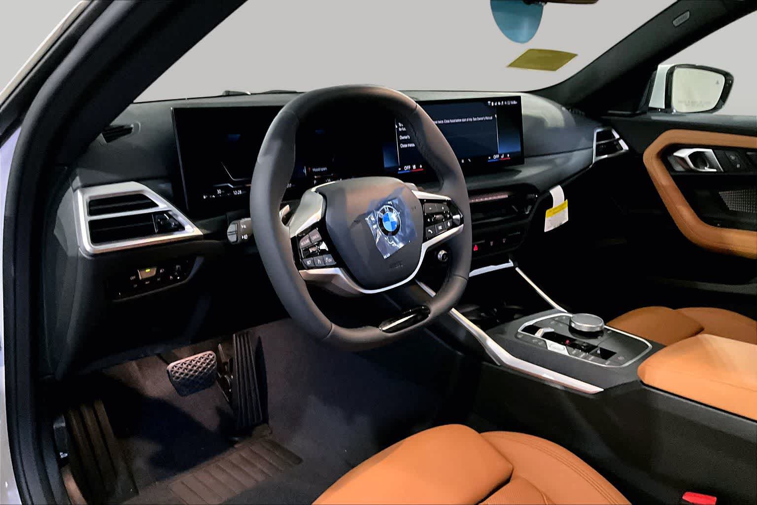 New 2025 BMW 230i xDrive Coupe w/ Convenience Package AWD/4WD image 9