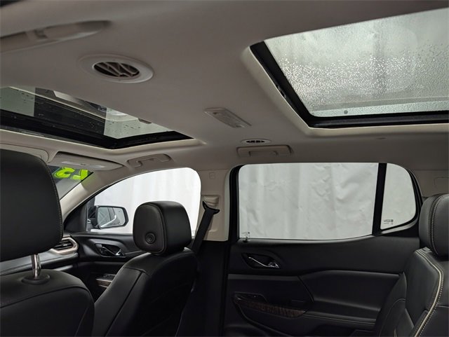 Used 2023 GMC Acadia Denali w/ Black Diamond Edition image 13