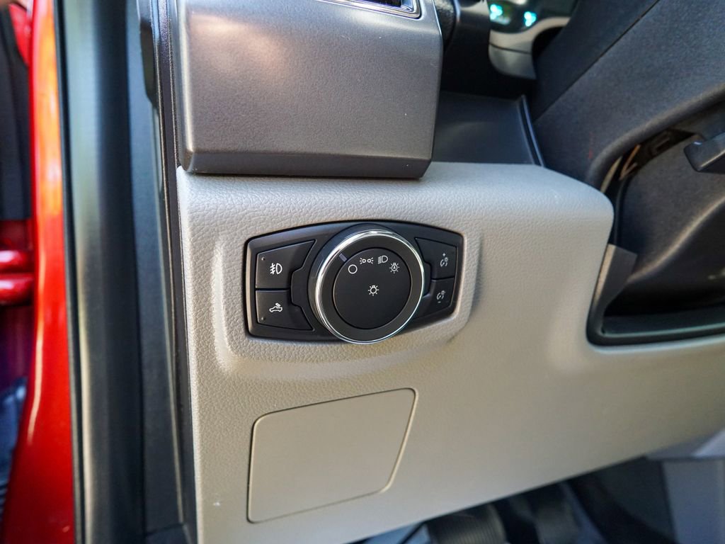 Used 2017 Ford F150 XLT AWD/4WD image 19