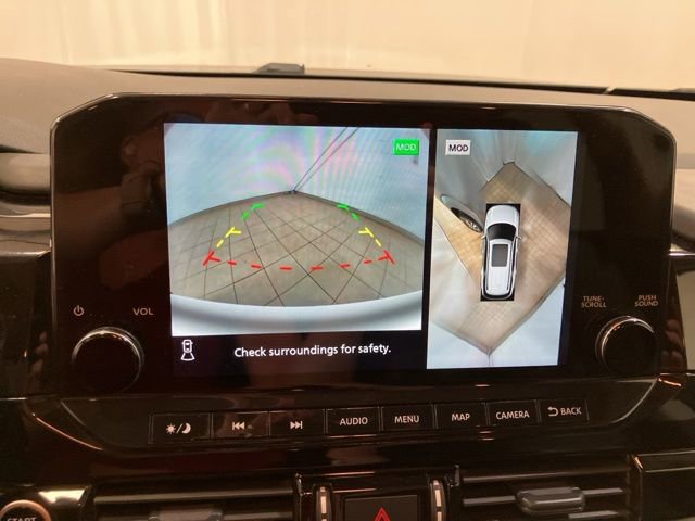 Used 2022 Nissan Pathfinder SL w/ SL Black Package image 15