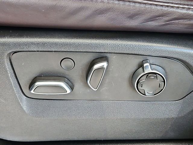 Used 2023 Cadillac Escalade Premium Luxury Platinum image 23