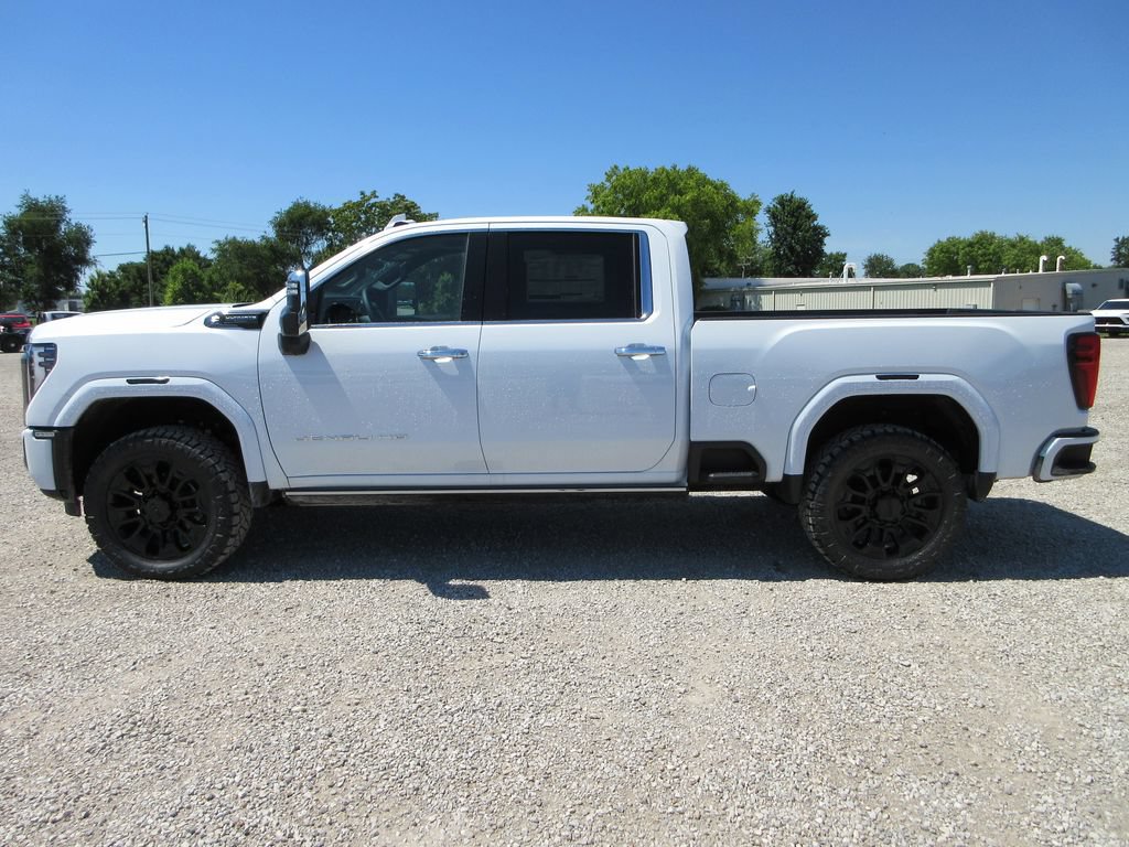 New 2026 GMC Sierra 2500 Denali Ultimate AWD/4WD image 9
