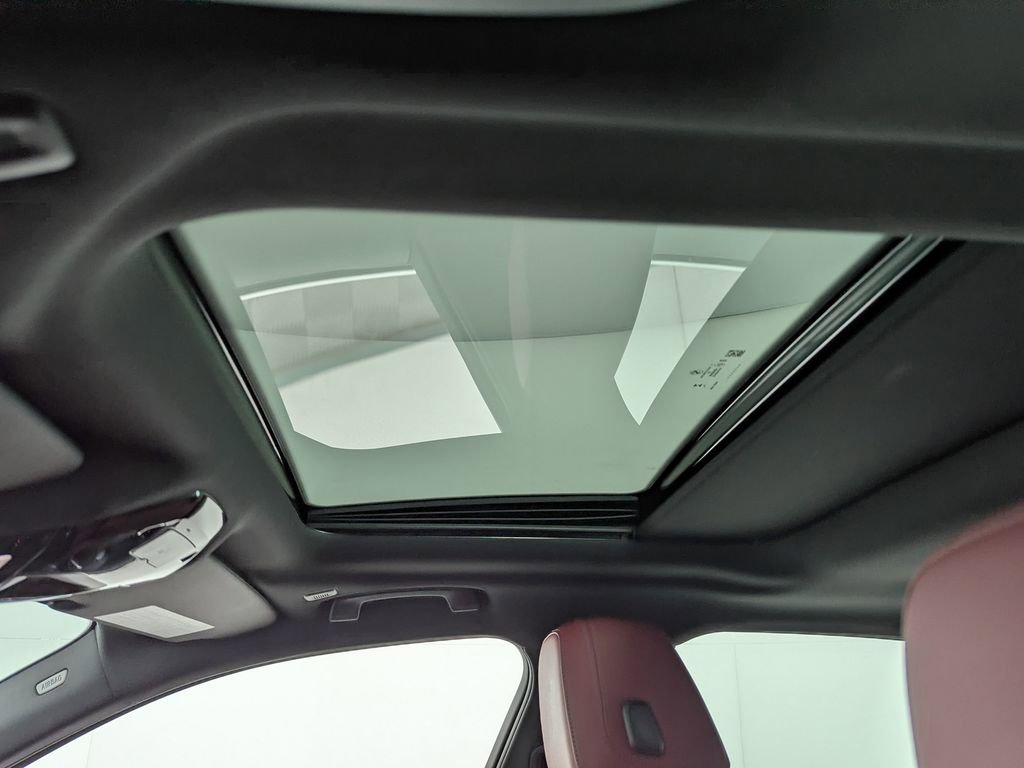 Used 2025 BMW 530i xDrive image 12