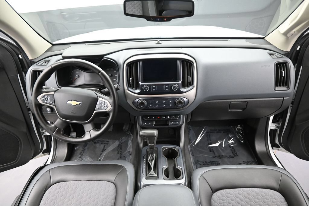 Used 2019 Chevrolet Colorado Z71 AWD/4WD image 16