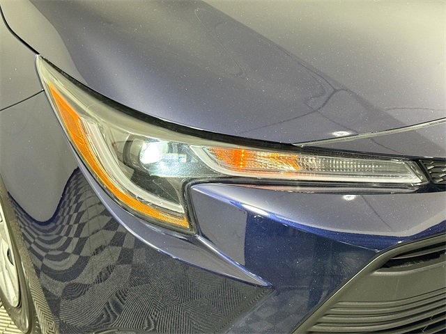 Certified 2023 Toyota Corolla LE image 3