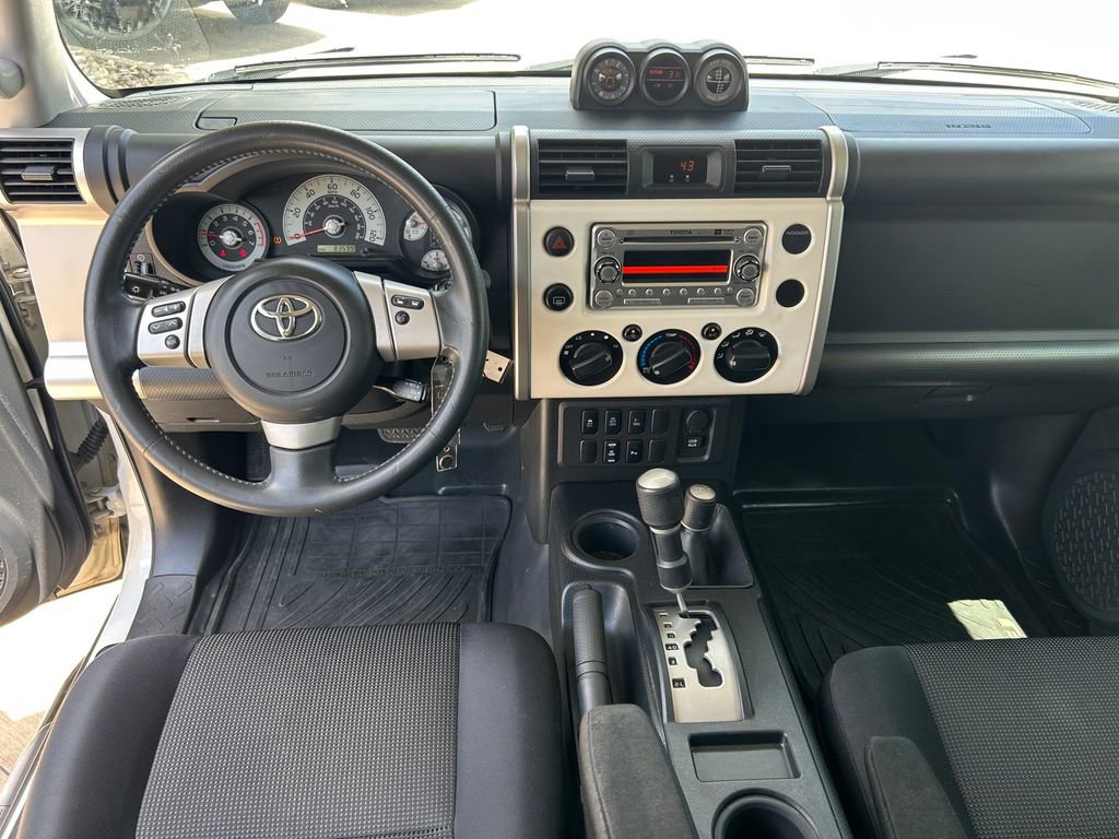 Used 2014 Toyota FJ Cruiser 4WD w/ Upgrade Package image 18