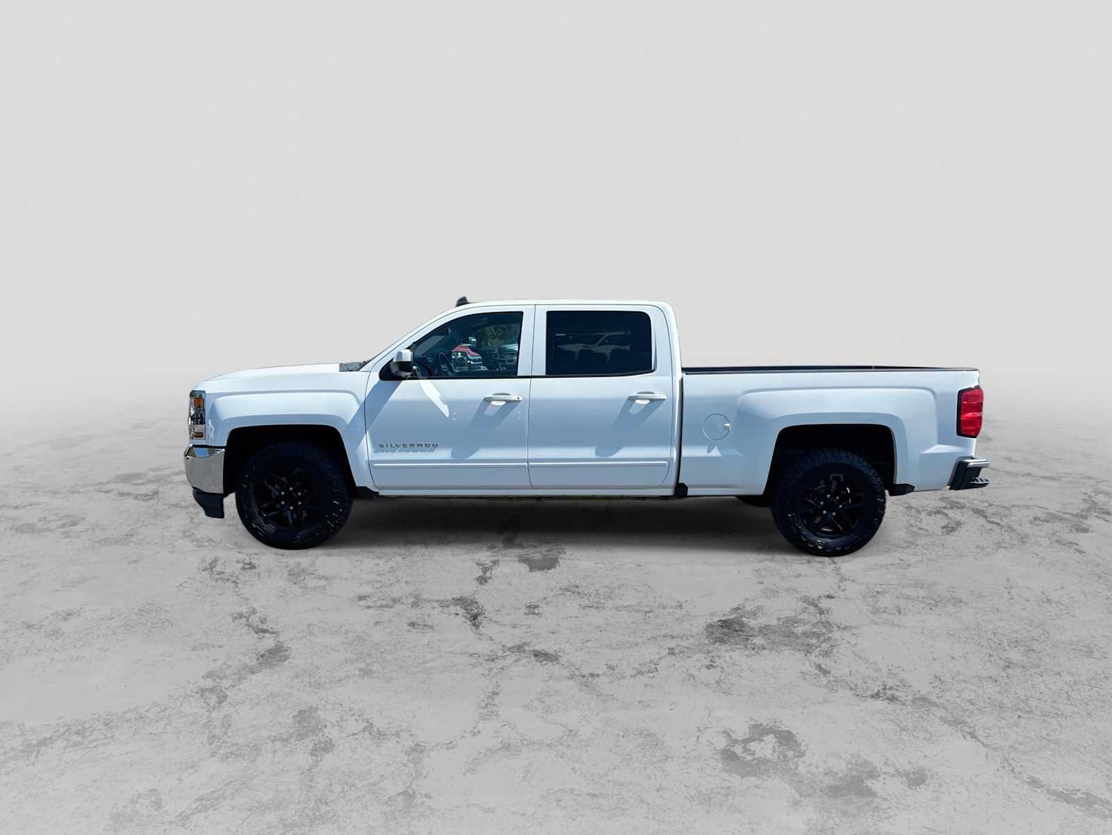 Used 2018 Chevrolet Silverado 1500 LT w/ LT Fleet Convenience Package AWD/4WD image 5