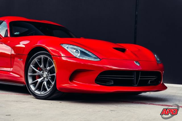 Used 2013 SRT Viper GTS w/ GTS Laguna Interior Pkg RWD image 23